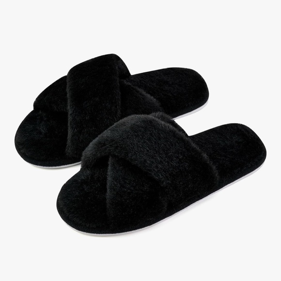 Shoes - Cozy Black Furry Slippers size 7-8 New